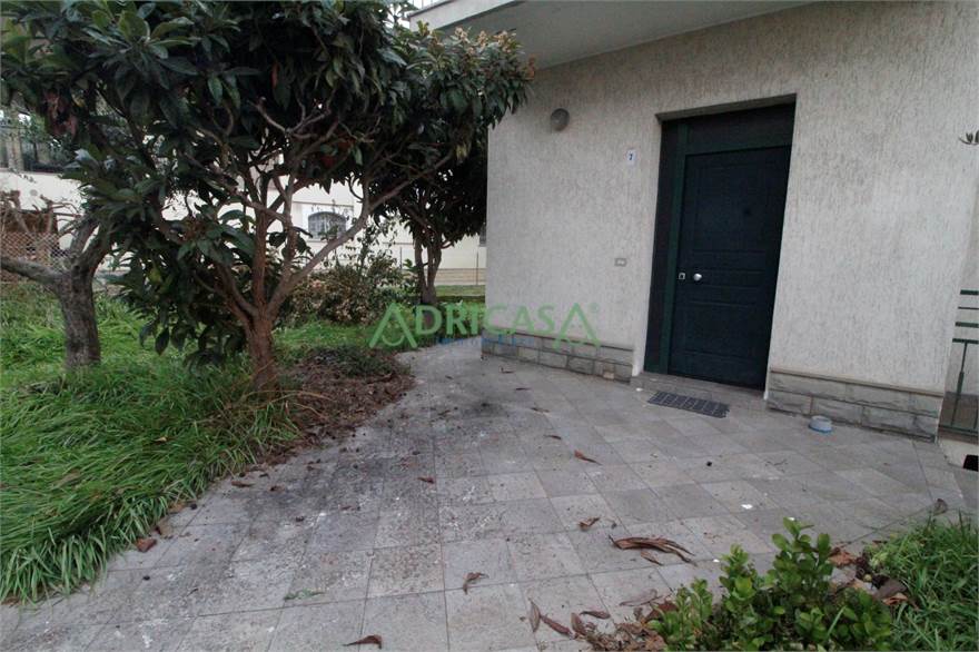 INGRESSO ESTERNO
