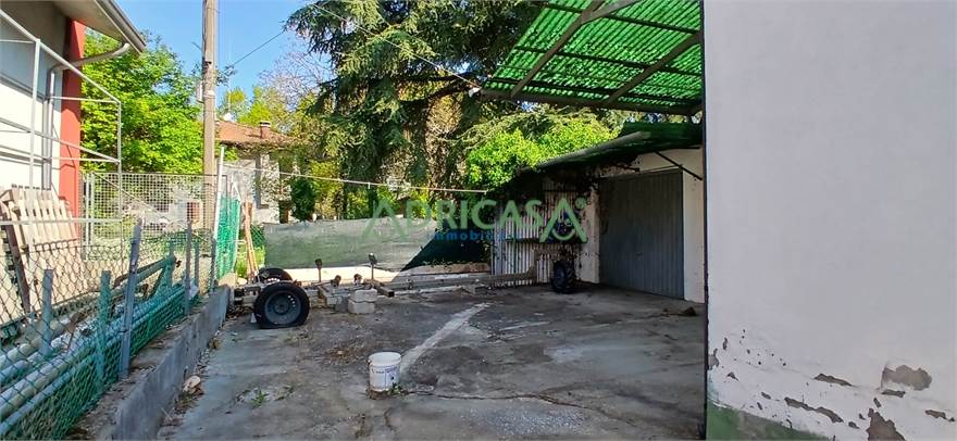 Photo 37