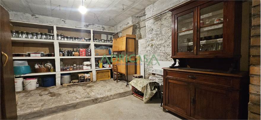 Photo 31